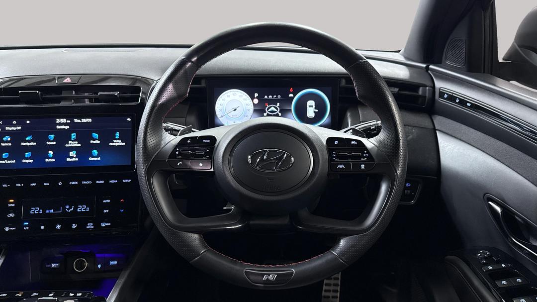 2023 Hyundai Tucson Highlander N Line (AWD), Automatic, 38688 km, Steering Wheel Close-up