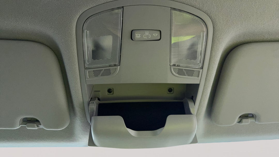 On-Roof Controls/Sunglass holder