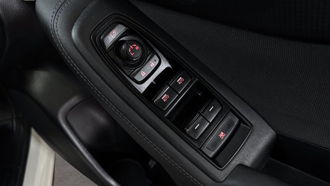 2021 Subaru Forester 2.5i Premium (AWD), Automatic, 54638 km, Drivers Side Door Panel Controls