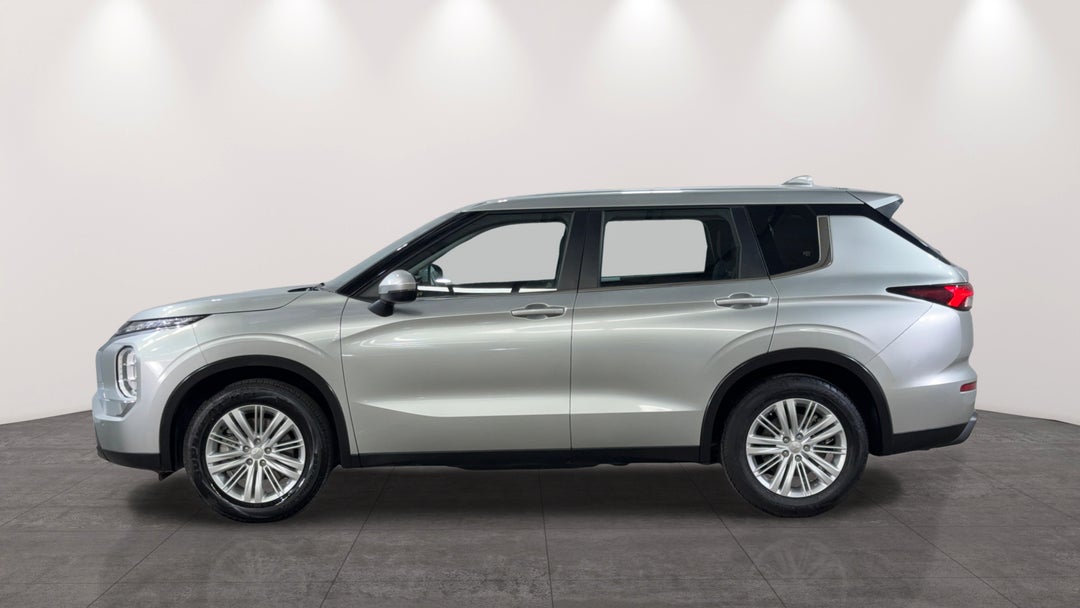 2024 Mitsubishi Outlander Es 7 Seat (2WD), Automatic, 51622 km, Left Side View