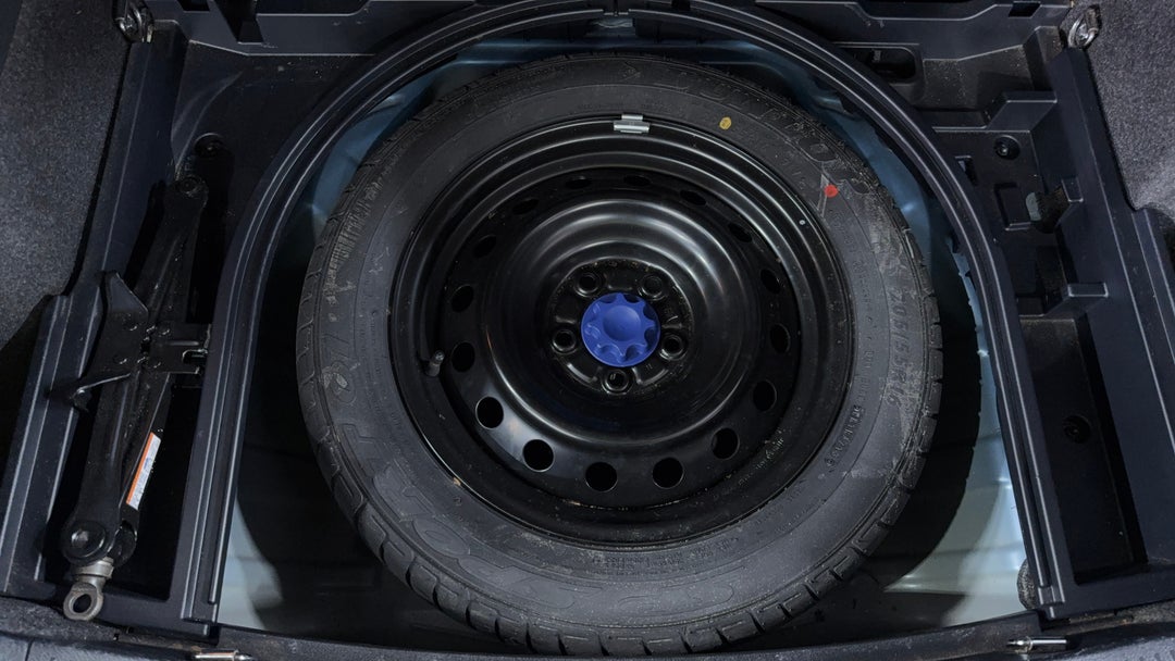 2014 Toyota Corolla Ascent Sport, Automatic, 128066 km, Spare Wheel