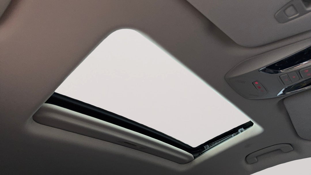 2022 LDV D90 Executive (4WD) D20, Automatic, 50396 km, Interior Sunroof/Moonroof