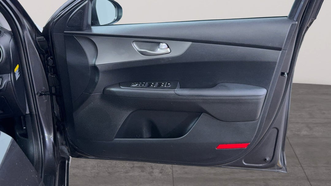 2021 Kia Cerato Sport, Automatic, 34749 km, Speaker View