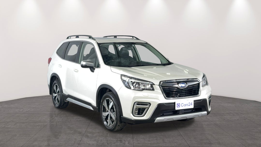 Right Front Diagonal (45- Degree) View