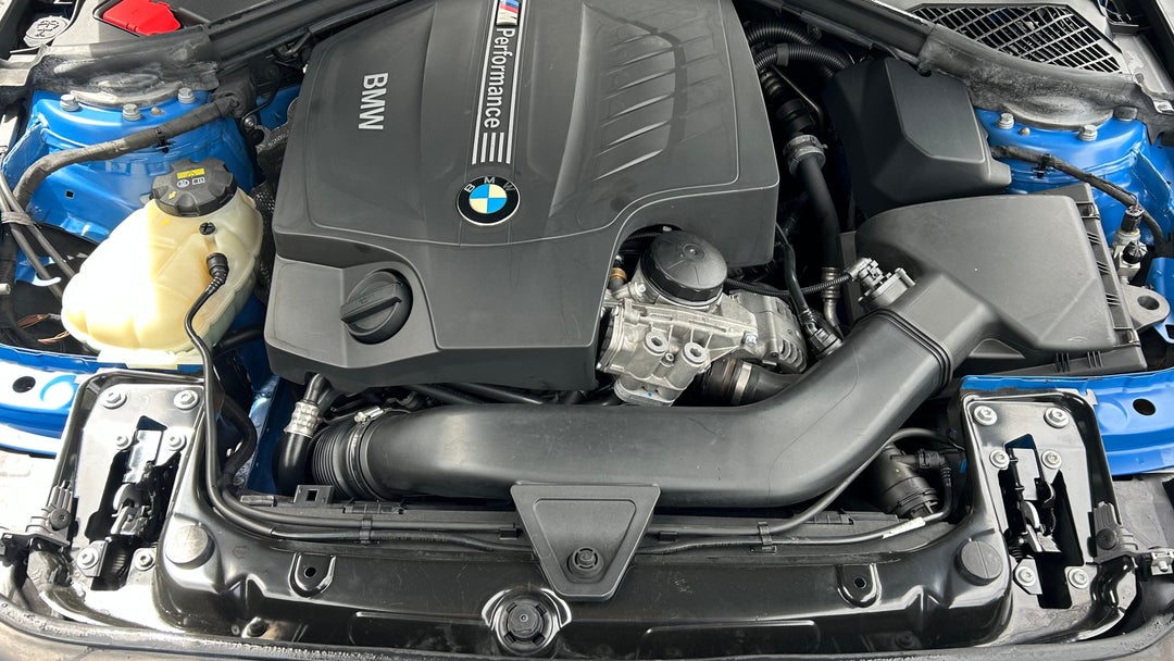 Open Bonnet (Engine)