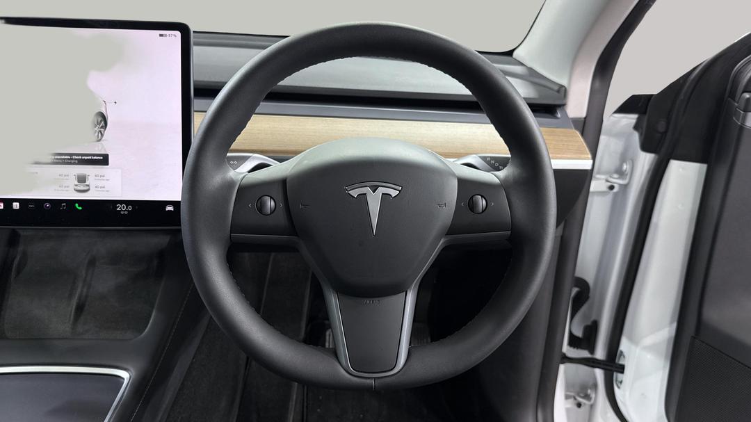 2022 Tesla Model Y Rear-wheel Drive, Automatic, 38164 km, Steering Wheel Close-up