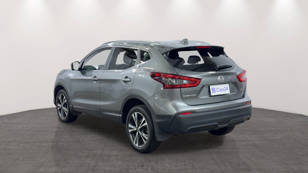 Left Back Diagonal (45- Degree) View