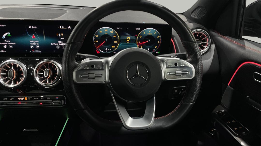 2021 Mercedes-benz Glb 250 4matic, Automatic, 56562 km, Steering Wheel Close-up