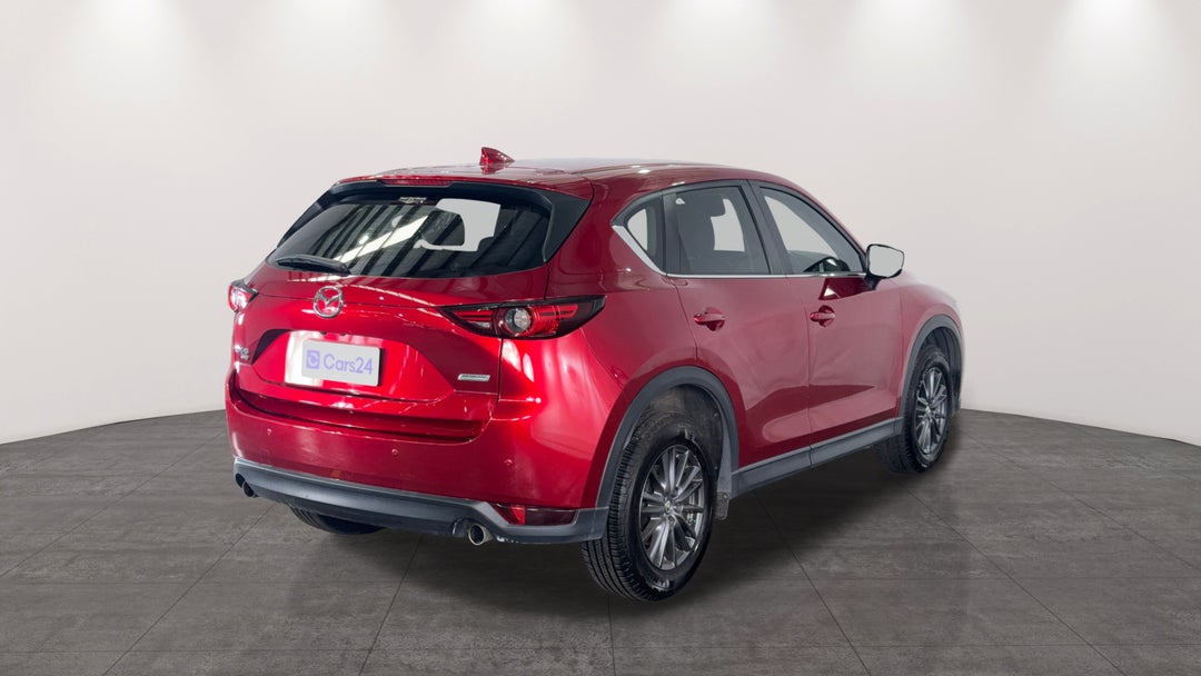 Right Back Diagonal (45- Degree) View