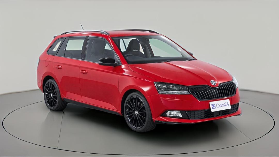 2018 SKODA Fabia 81 Tsi Monte Carlo, Automatic, 158906 km, Right Front Diagonal (45- Degree) View