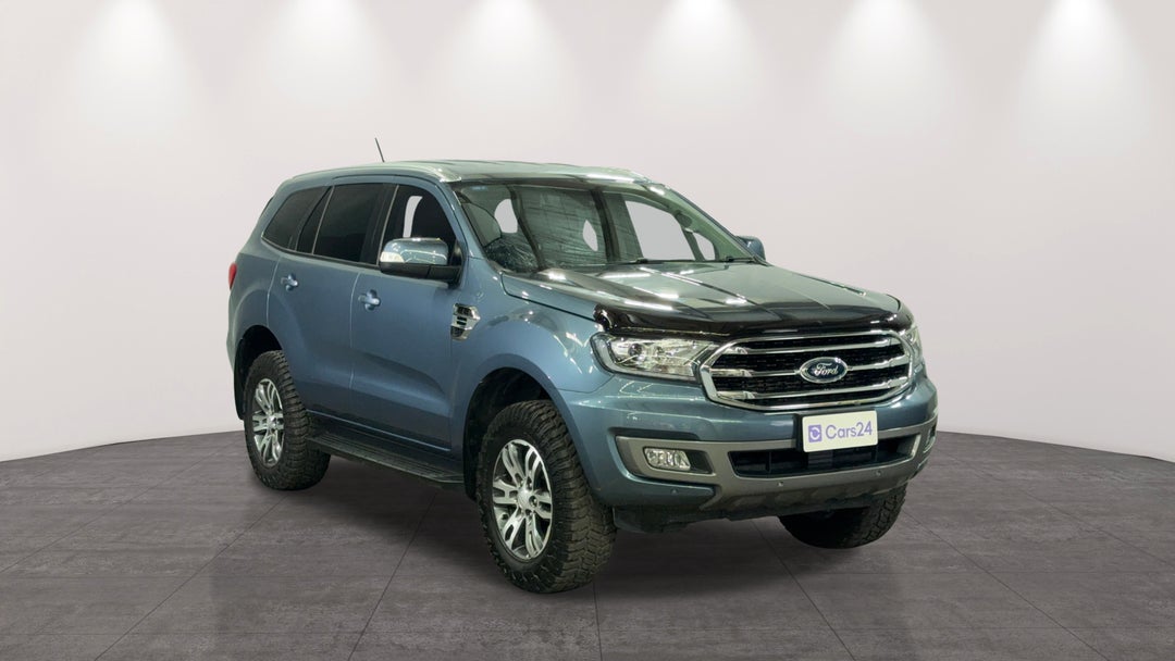 Right Front Diagonal (45- Degree) View