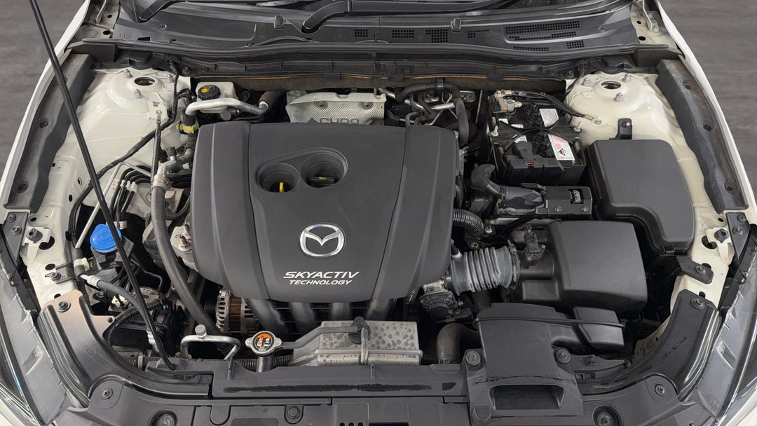 Open Bonnet (Engine)