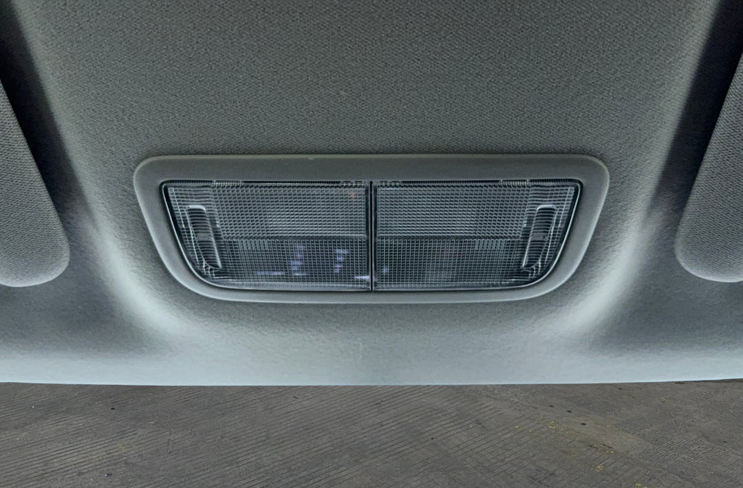 On-Roof Controls/Sunglass holder