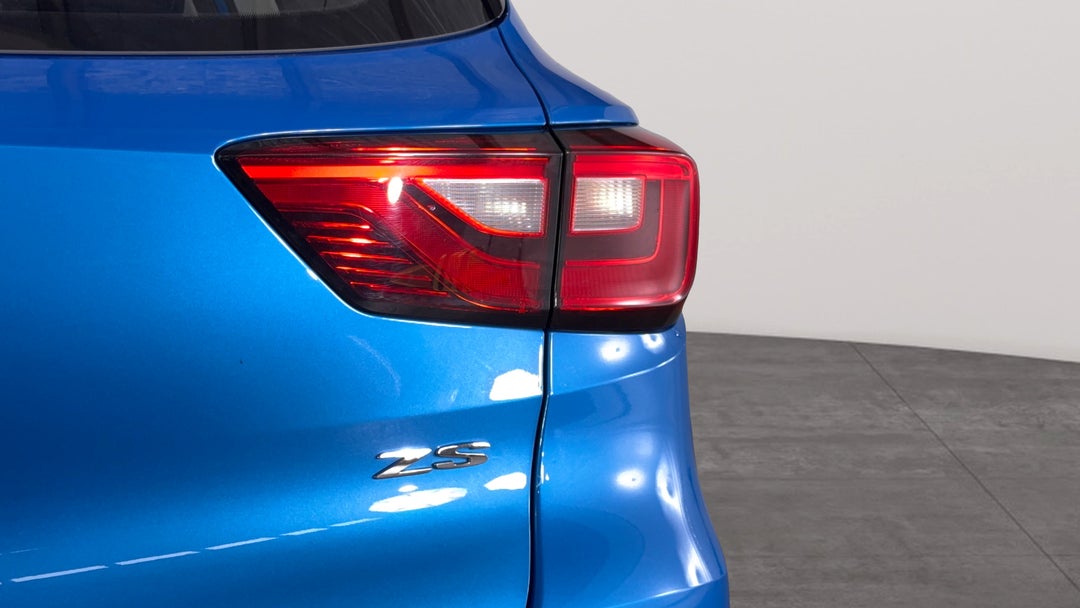 Badge (Boot Right Side)