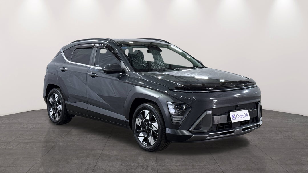 2023 Hyundai Kona Premium, Automatic, 32252 km, Right Front Diagonal (45- Degree) View