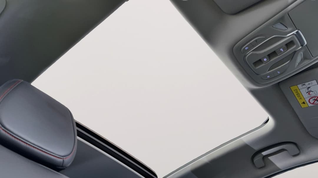 Interior Sunroof/Moonroof