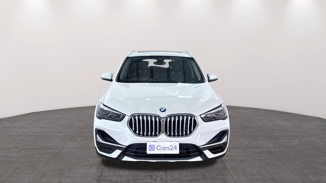 2021 BMW X1 sDrive 18i, Automatic, 28239 km, Front View