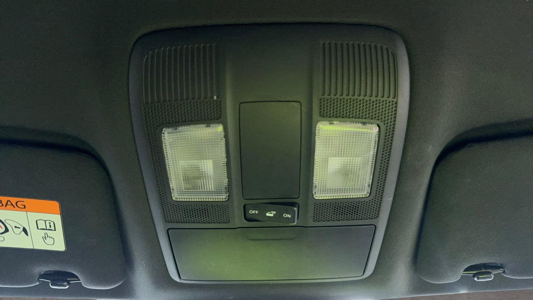 On-Roof Controls/Sunglass holder