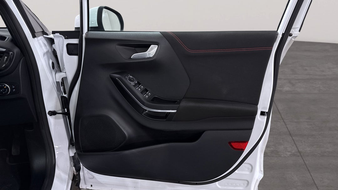 2022 Ford Puma St-line, Automatic, 70839 km, Speaker View