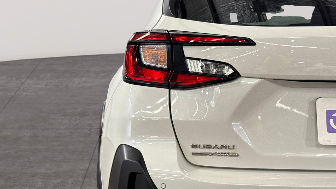 2024 Subaru Crosstrek AWD 2.0l, Automatic, 21532 km, Badge (Boot Left Side)