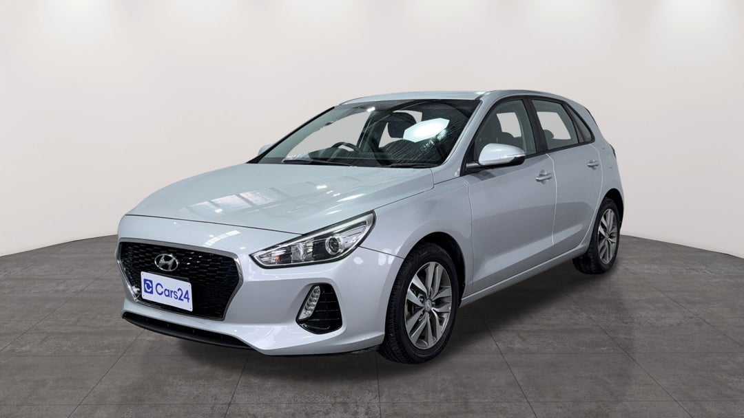 Left Front Diagonal (45- Degree) View