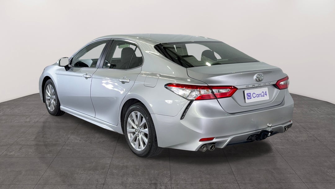 Left Back Diagonal (45- Degree) View