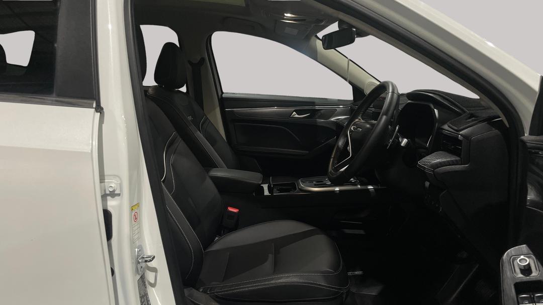 2022 GWM Haval Jolion Ultra, Automatic, 87359 km, Right Side Front Door Cabin View