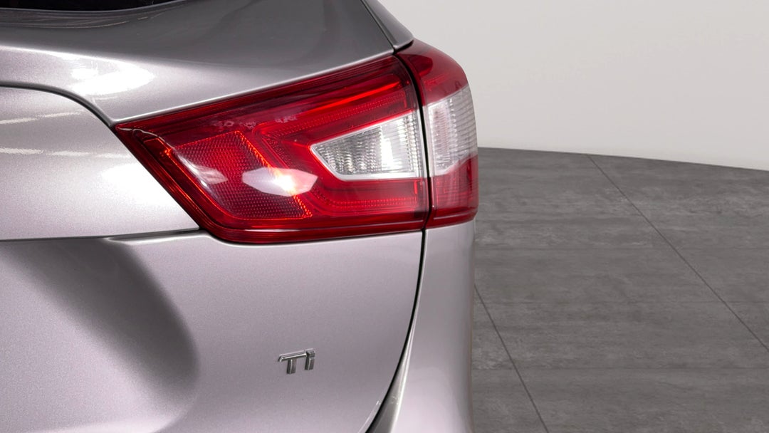 Badge (Boot Right Side)