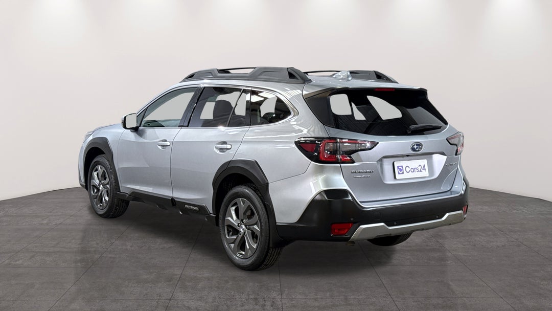 2020 Subaru Outback AWD, Automatic, 84367 km, Left Back Diagonal (45- Degree) View