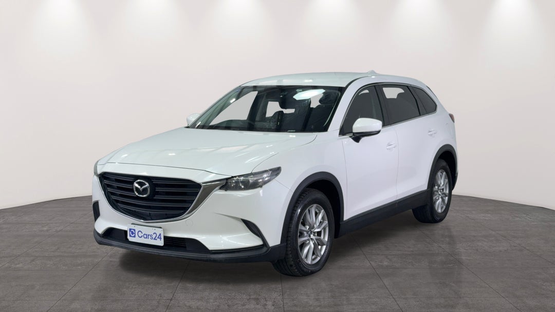 Left Front Diagonal (45- Degree) View