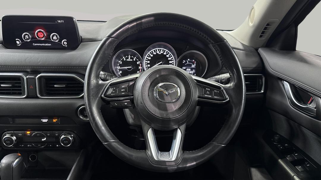 2017 Mazda CX-5 Maxx Sport (4x4), Automatic, 53462 km, Steering Wheel Close-up