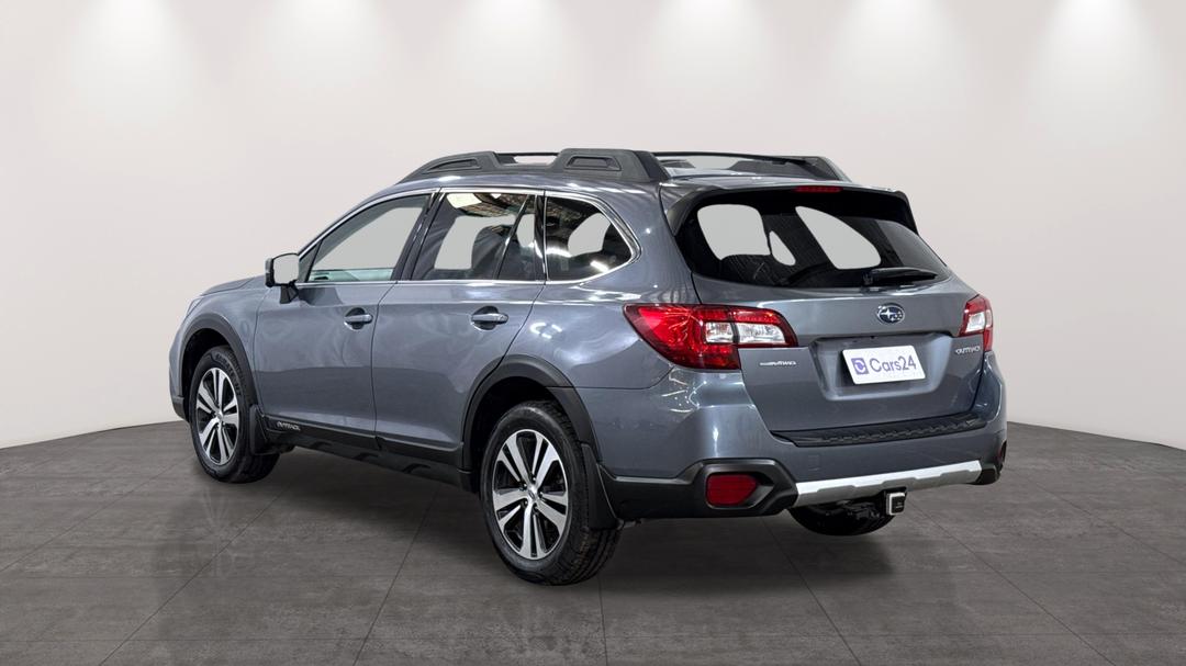 2018 Subaru Outback 2.5i Premium AWD, Automatic, 117105 km, Left Back Diagonal (45- Degree) View