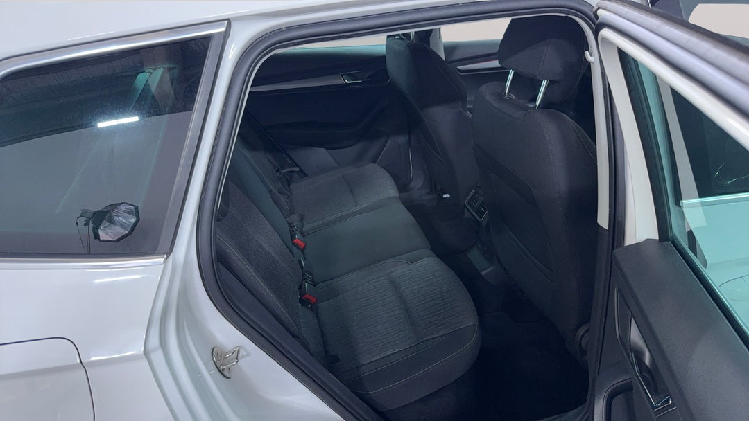 2020 SKODA Karoq 110tsi, Automatic, 55168 km, Right Side Rear Door Cabin View