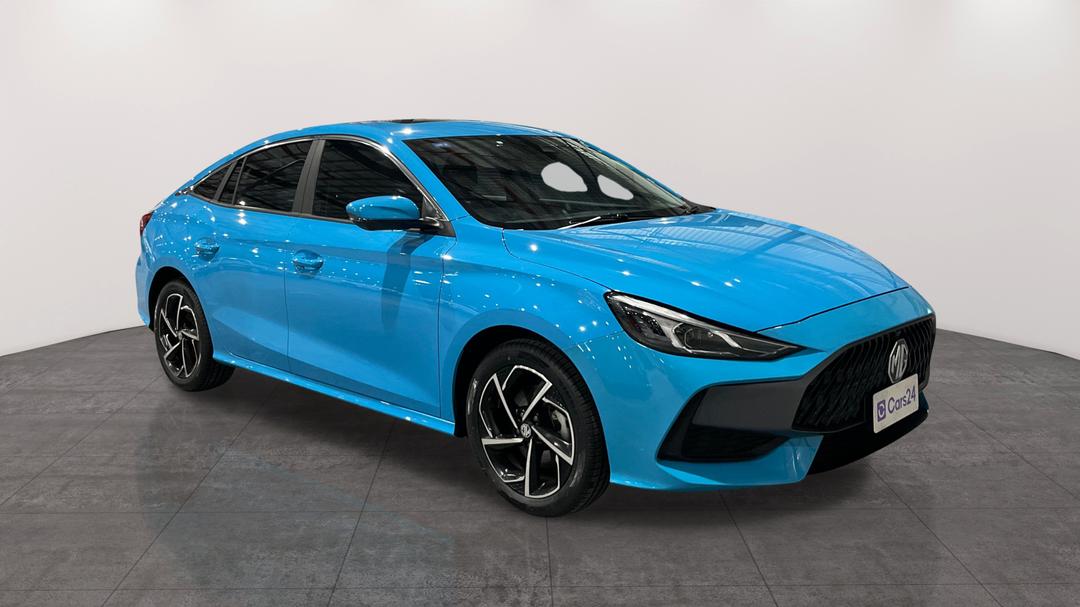 2023 MG Mg5 Essence, Automatic, 54990 km, Right Front Diagonal (45- Degree) View