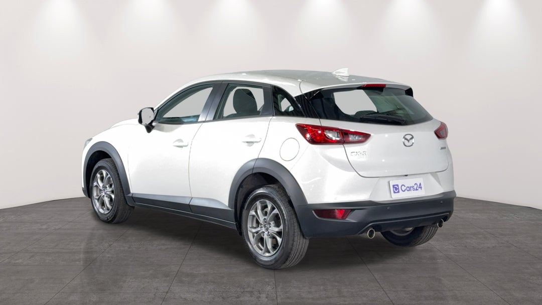 Left Back Diagonal (45- Degree) View