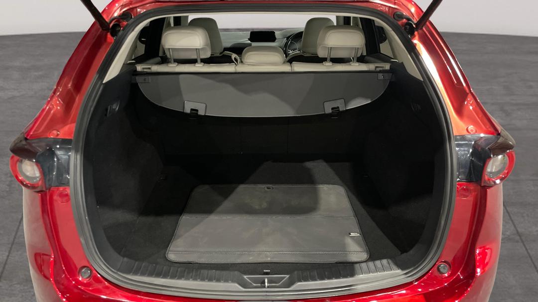 2019 Mazda CX-5 Gt (4x4), Automatic, 124221 km, Boot Inside View