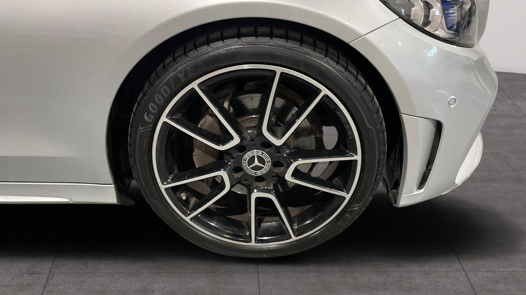 2019 Mercedes-benz C200 Eq (hybrid), Automatic, 70508 km, Right Front Wheel