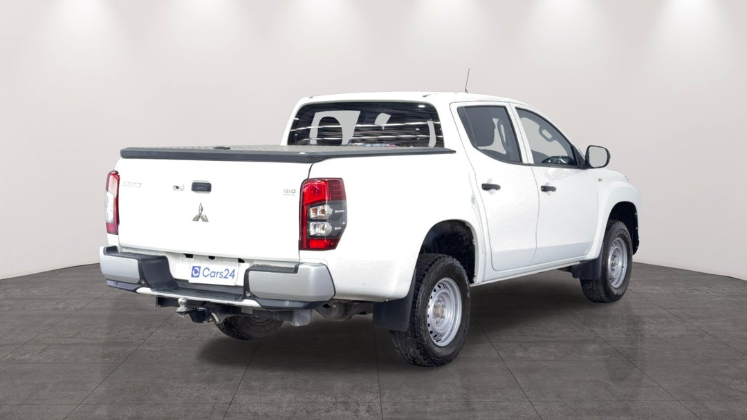 2019 Mitsubishi Triton Glx Adas (4x4), Automatic, 127952 km, Right Back Diagonal (45- Degree) View