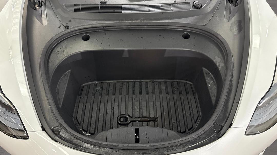2022 Tesla Model 3 Long Range, Automatic, 23235 km, Open Bonnet (Engine)
