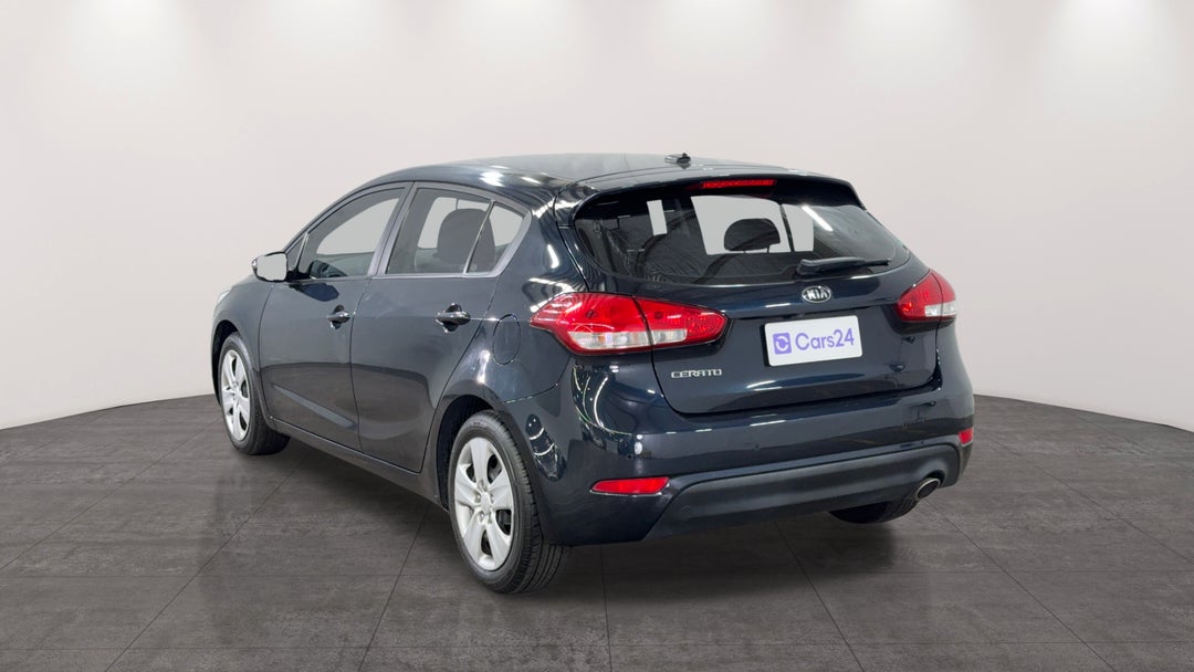 Left Back Diagonal (45- Degree) View