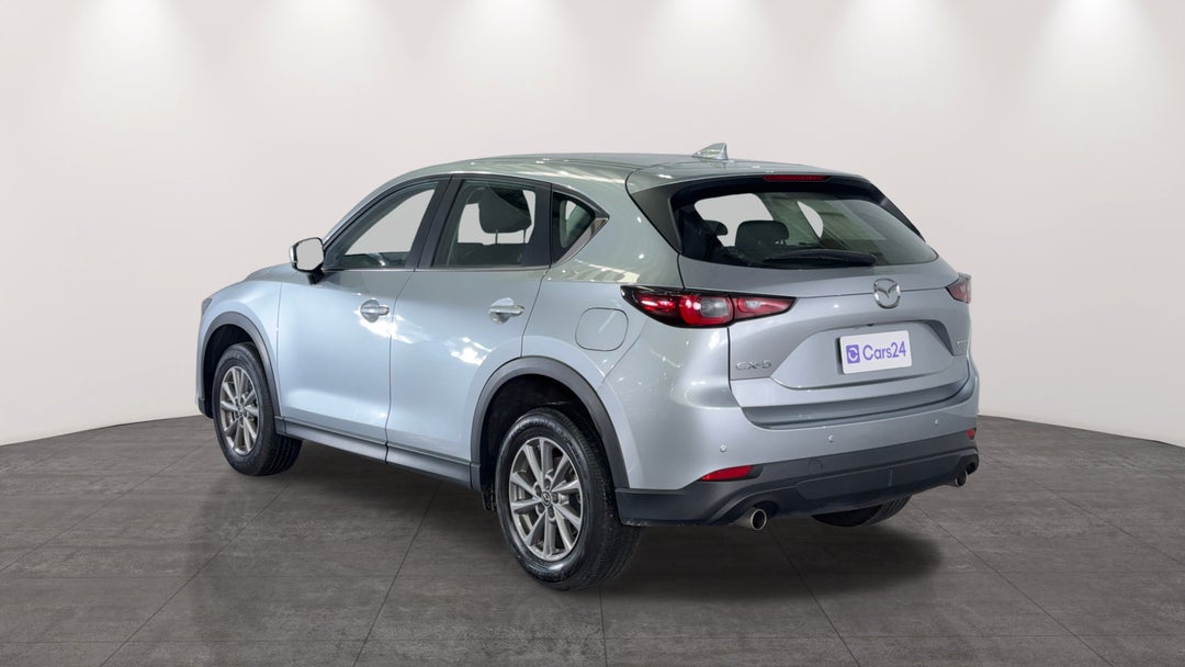 Left Back Diagonal (45- Degree) View