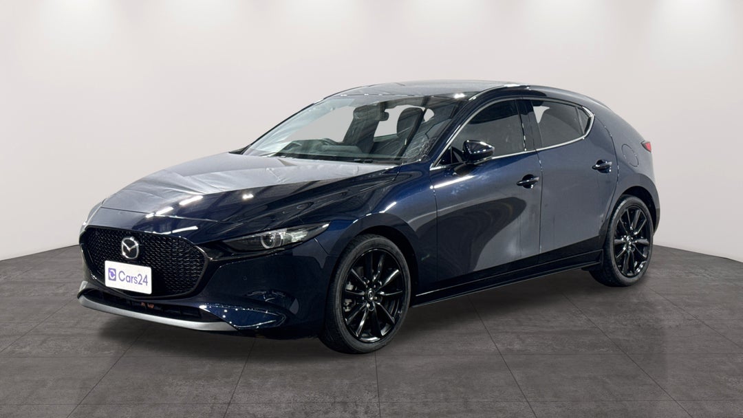 2022 Mazda 3 G25 Astina, Automatic, 26062 km, Left Front Diagonal (45- Degree) View