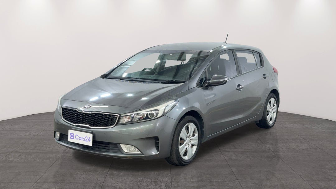 Left Front Diagonal (45- Degree) View