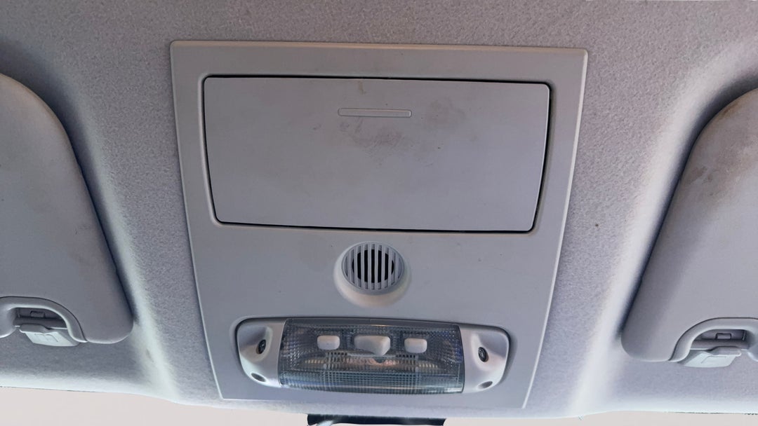 On-Roof Controls/Sunglass holder