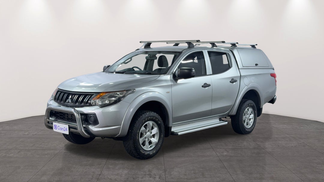 2017 Mitsubishi Triton Glx Plus (4x4), Automatic, 150949 km, Left Front Diagonal (45- Degree) View