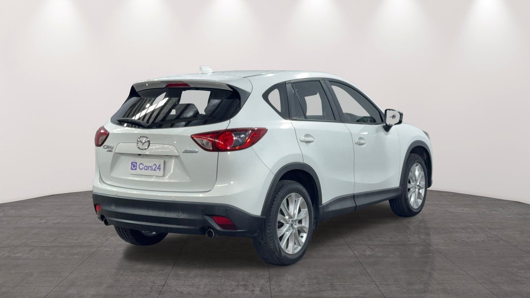 Right Back Diagonal (45- Degree) View