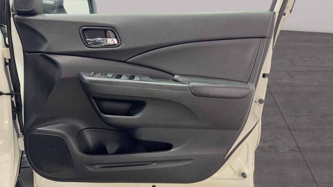 2016 Honda CR-V Vti-s (4x4), Automatic, 86418 km, Speaker View