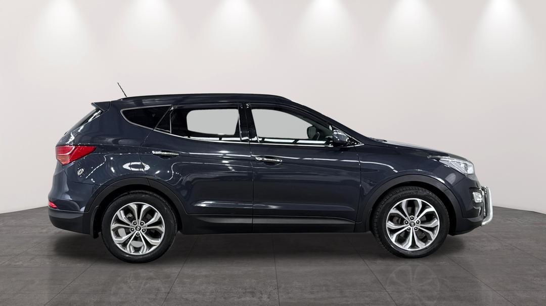 2013 Hyundai Santa Fe Highlander Crdi (4x4), Automatic, 125474 km, Right Side View