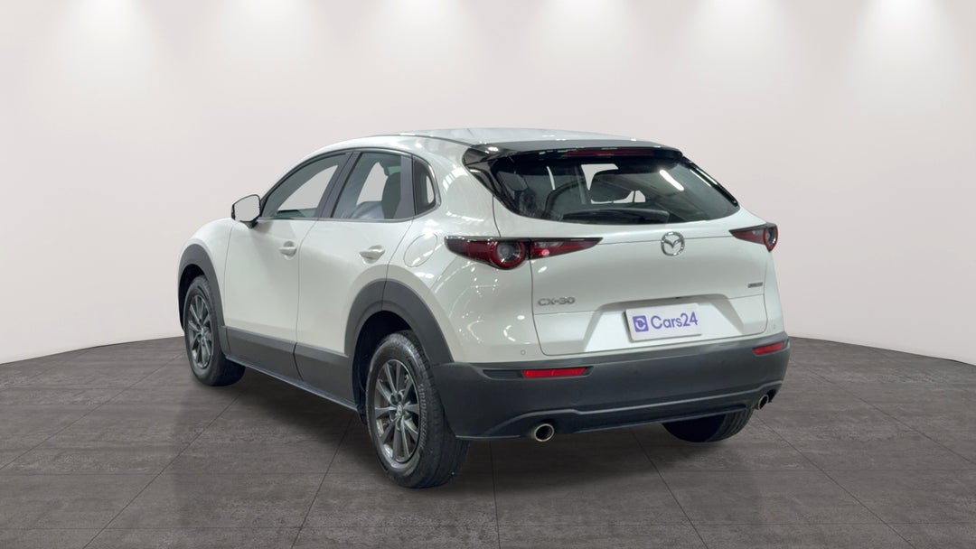 Left Back Diagonal (45- Degree) View