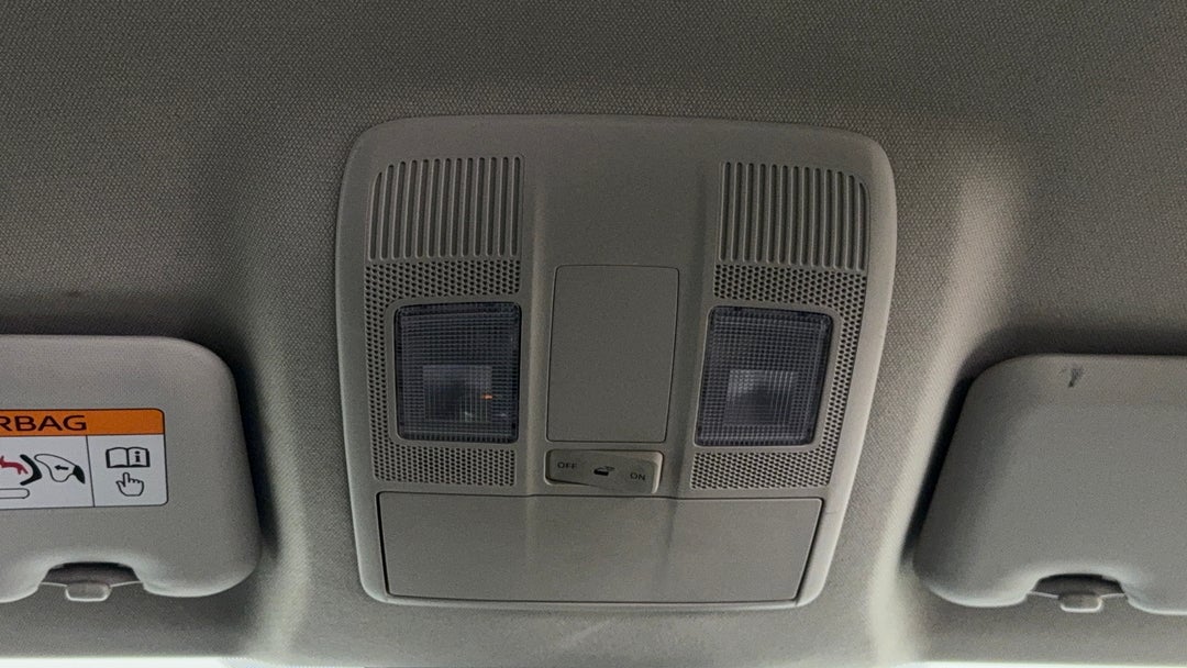 On-Roof Controls/Sunglass holder